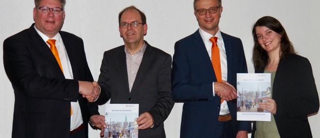 Aanbieden verkiezingsprogramma normaal - 1